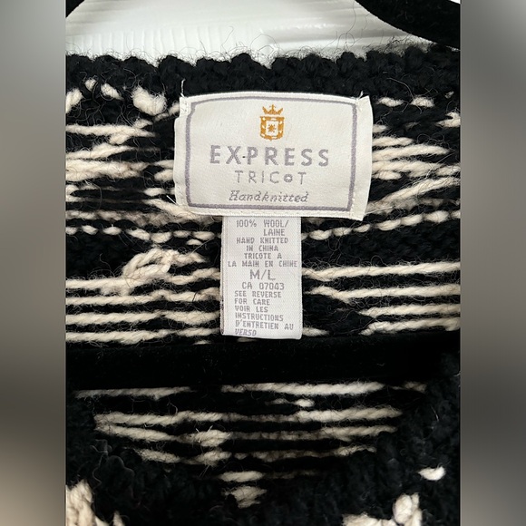 Vintage Handknit Cardigan 100% WOOL - Picture 4 of 4